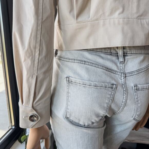 White House Black Market, Pearl Dust Cropped Utility Jacket-Women’s Size X-Small - Picture 6 of 13